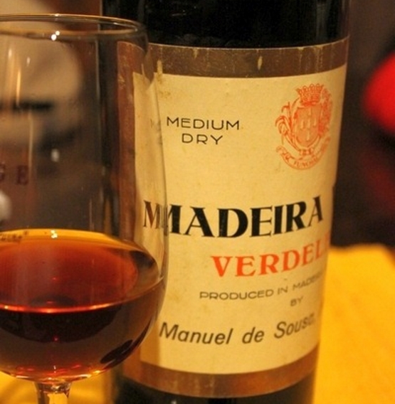 Manuel de Sousa bottle and glass
